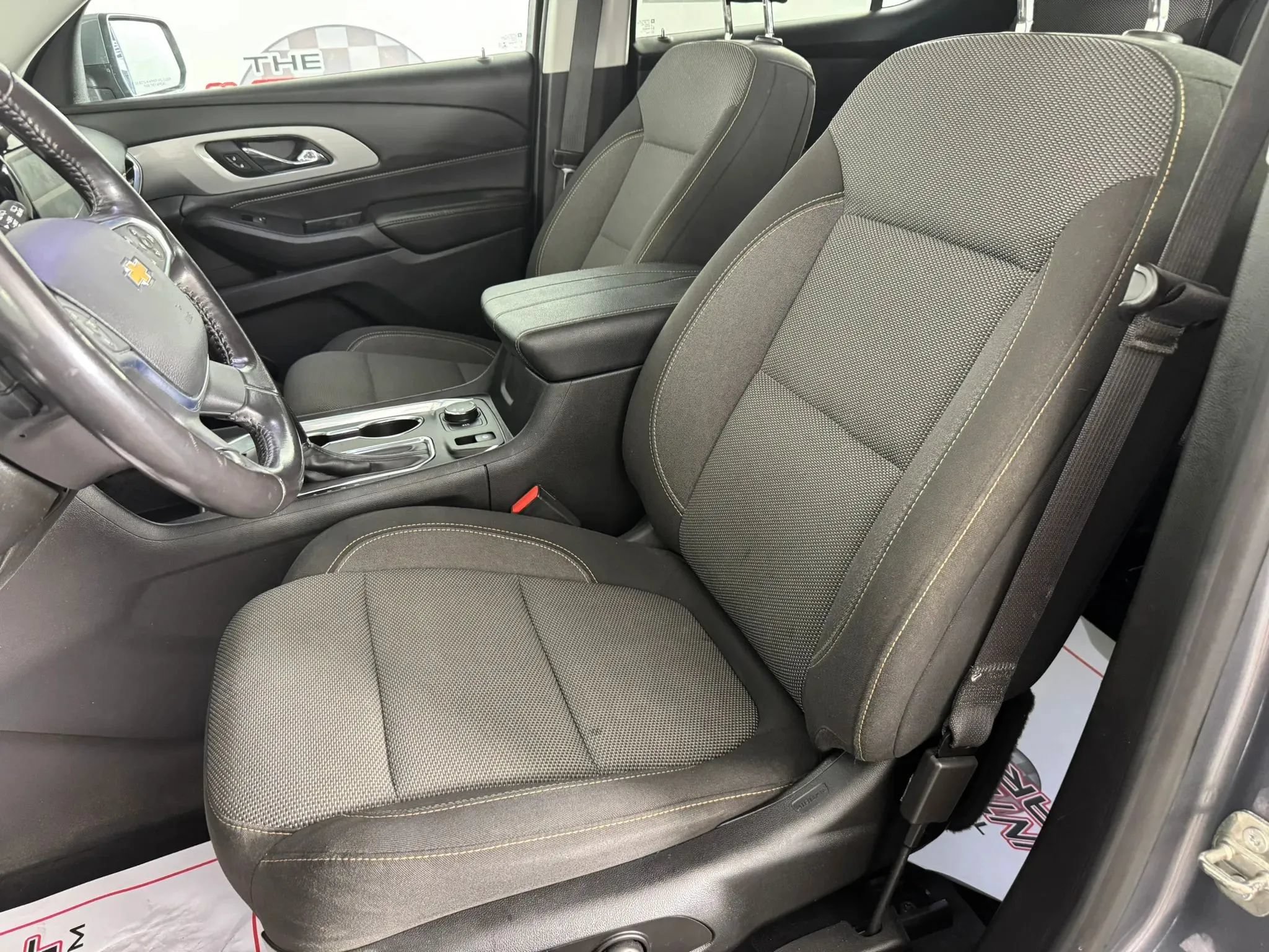 Used 2020 Chevrolet Traverse LT AWD/4WD image 33