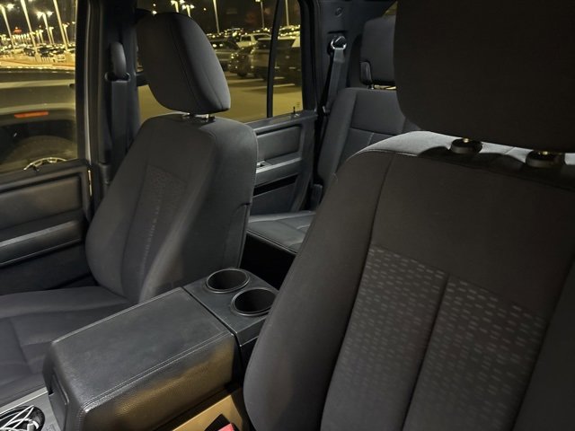 Used 2015 Ford Expedition XLT image 7