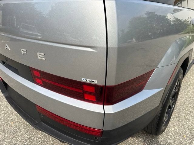 Used 2025 Hyundai Santa Fe SEL AWD/4WD image 32