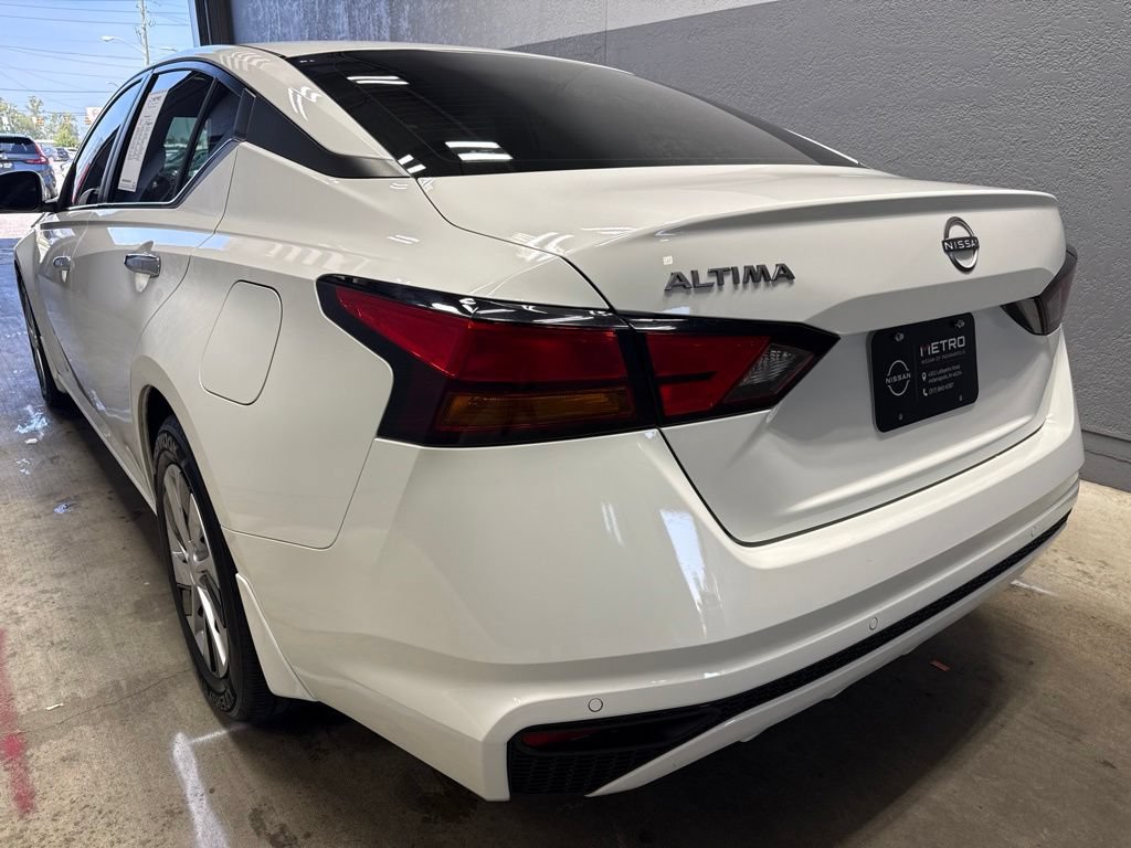 Used 2023 Nissan Altima 2.5 S FWD image 9