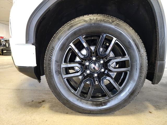 Used 2024 GMC Sierra 1500 Elevation image 8