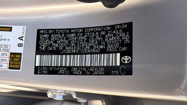 Used 2025 Toyota Corolla LE FWD image 26