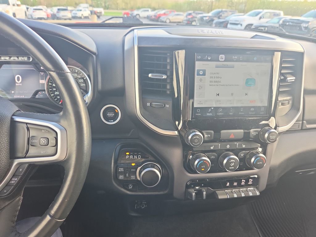 Used 2023 RAM 1500 Big Horn AWD/4WD image 17