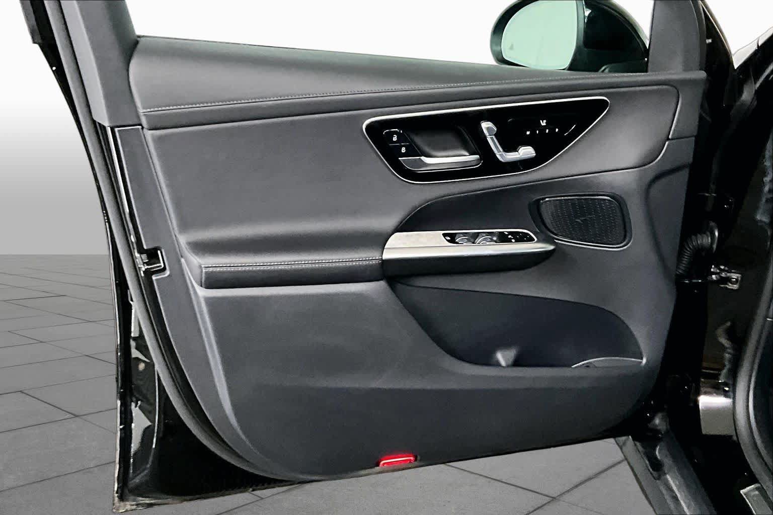 Used 2023 Mercedes-Benz GLC 300 4MATIC image 43