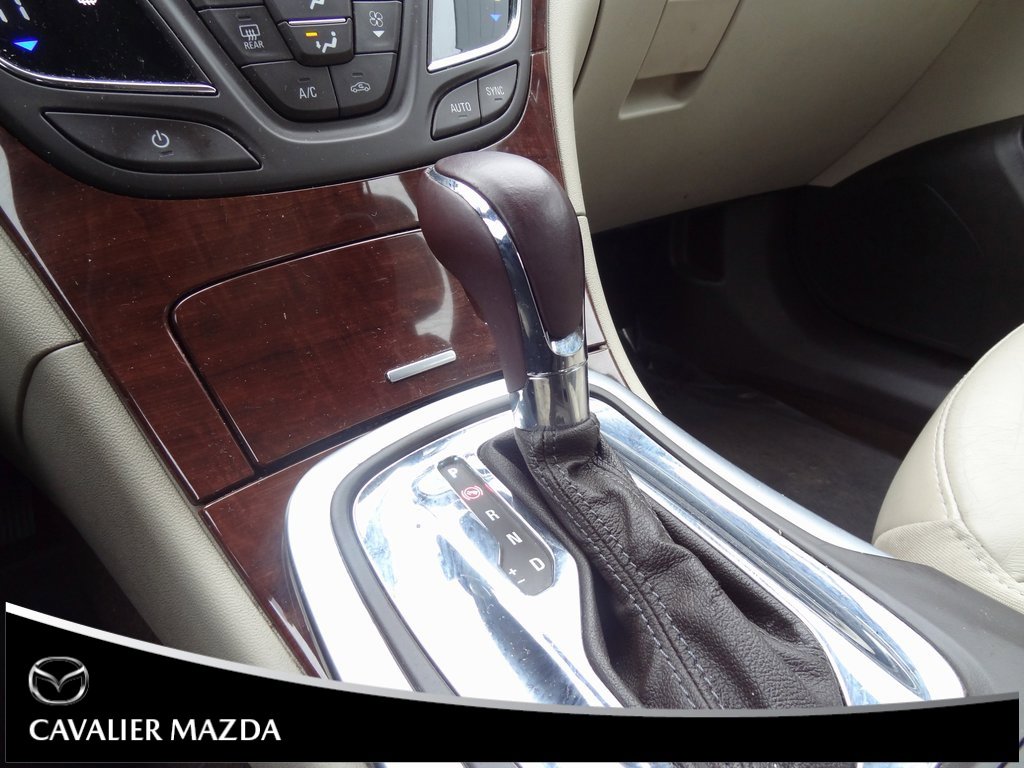 Used 2015 Buick Regal Premium w/ Experience Buick Package image 32