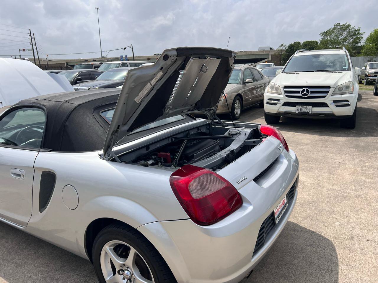 Used 2002 Toyota MR2 RWD image 21