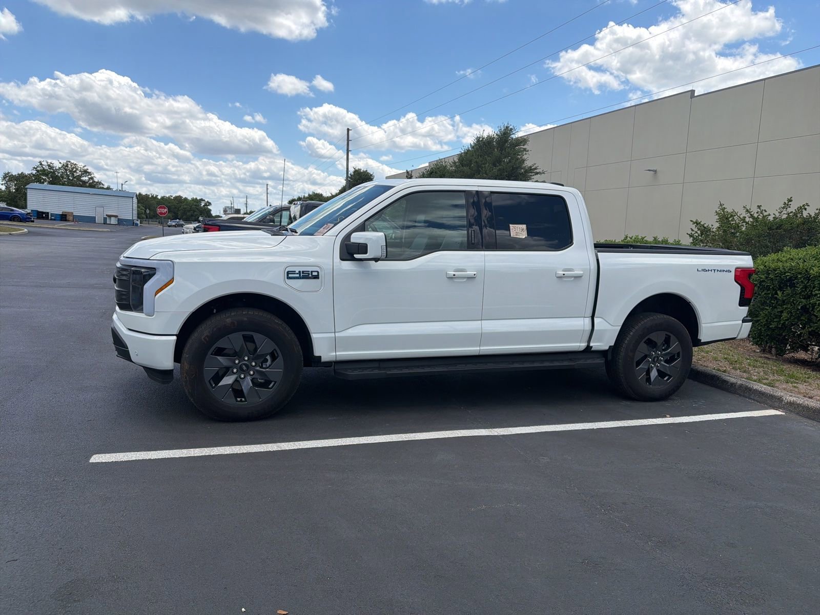 Used 2024 Ford F150 Lightning Lariat AWD/4WD image 12