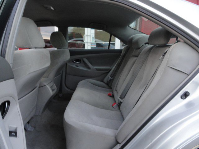 Used 2011 Toyota Camry image 8
