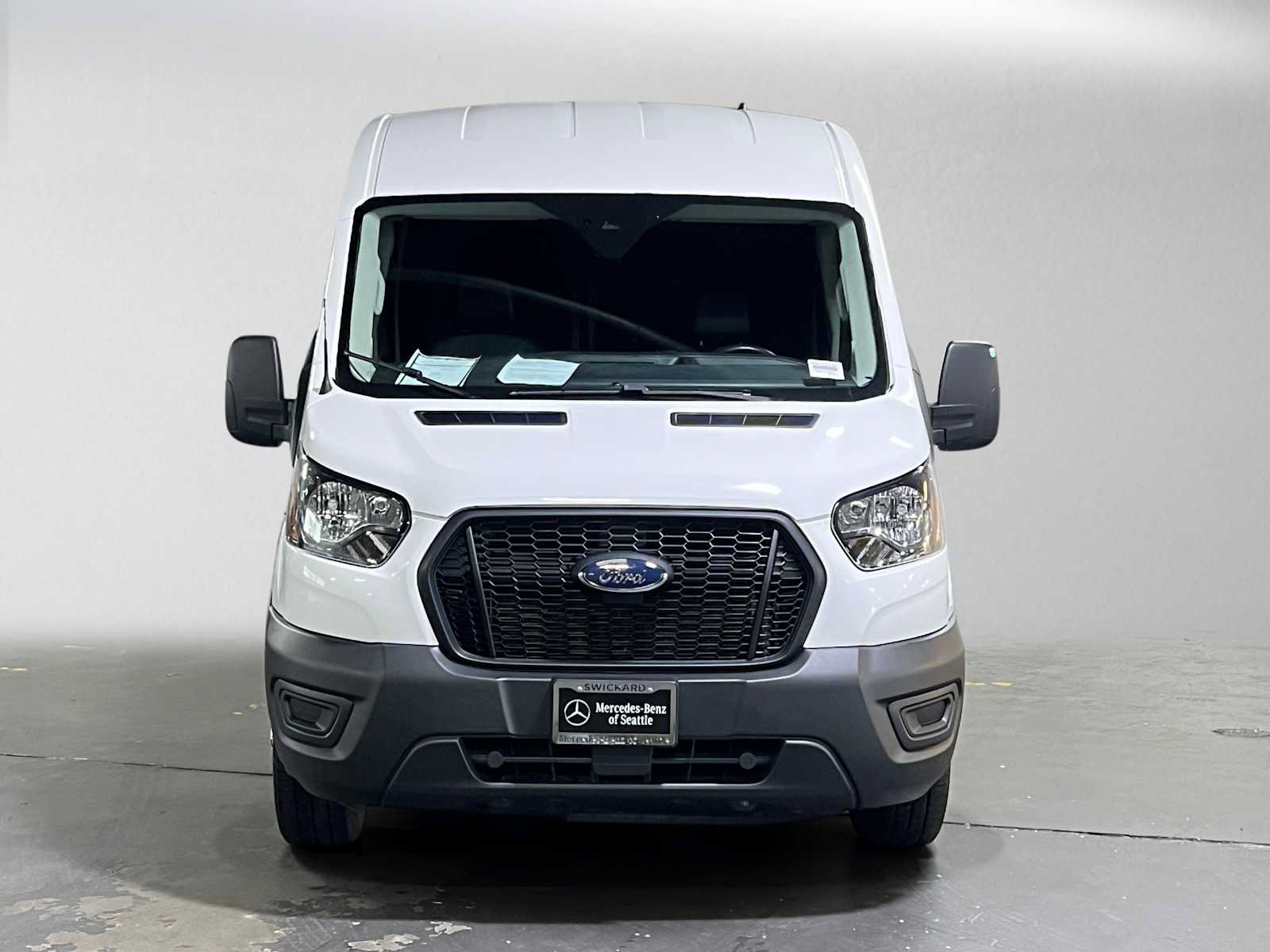 Used 2023 Ford Transit 250 Medium Roof AWD w/ Load Area Protection Package image 8