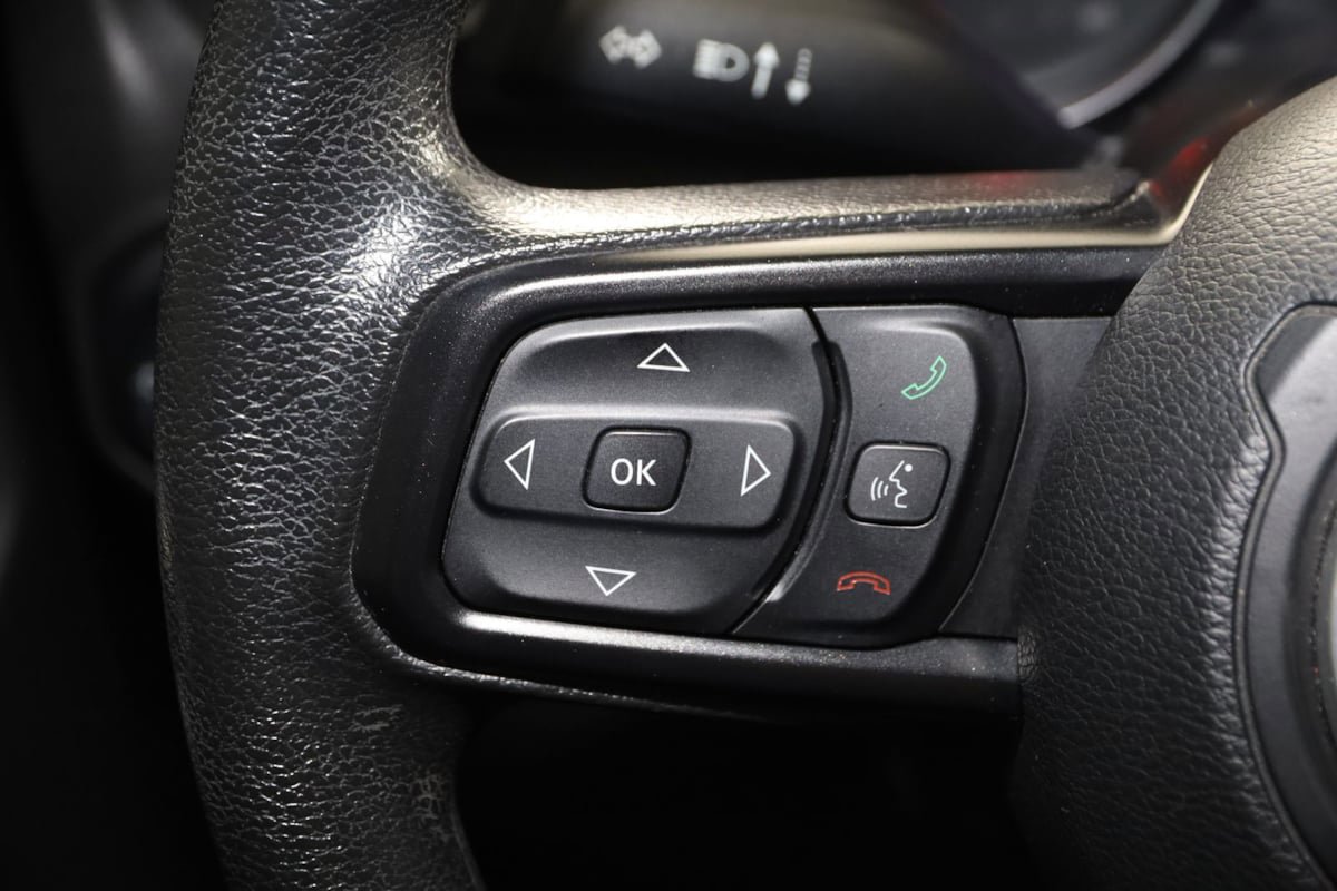Used 2018 Jeep Wrangler Unlimited Sport AWD/4WD image 29