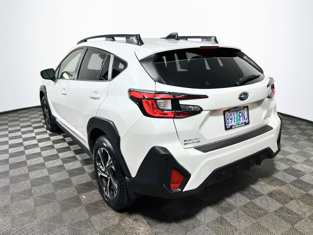 Used 2024 Subaru Crosstrek 2.0i Premium AWD/4WD image 5