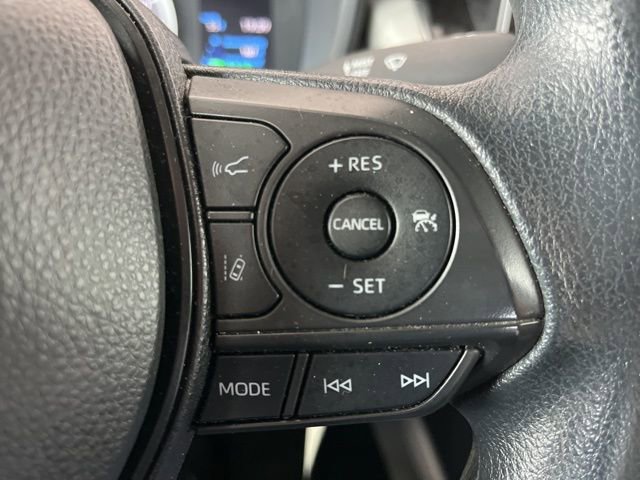 Used 2022 Toyota Corolla Cross L FWD image 9