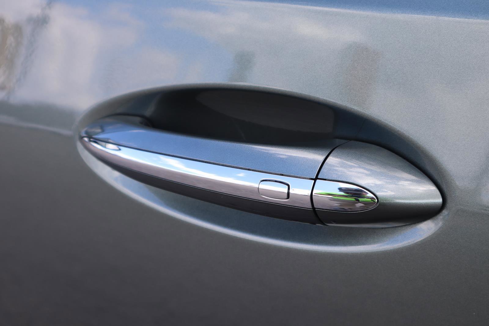 Used 2022 Buick Enclave Premium w/ Experience Buick Package image 4