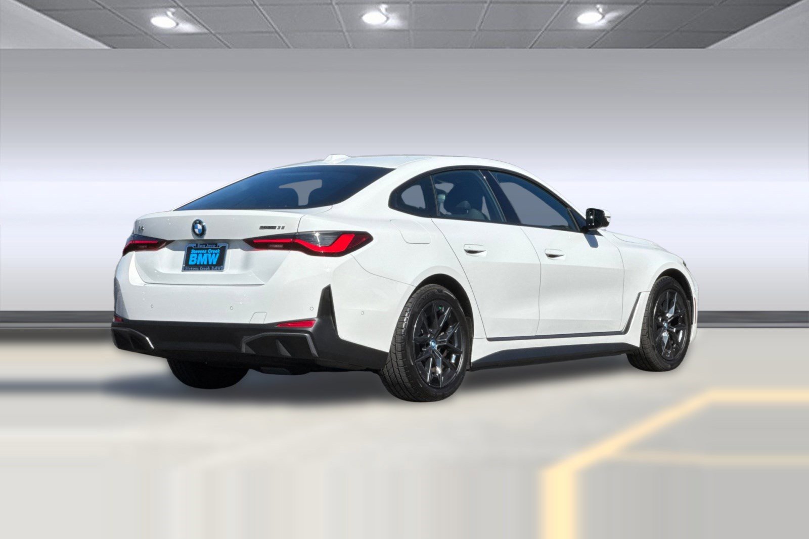 Certified 2023 BMW i4 eDrive35 w/ Premium Package image 8