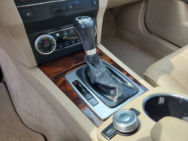 Used 2010 Mercedes-Benz GLK 350 4MATIC image 19