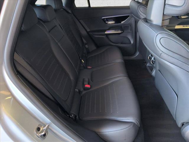 Used 2025 Mercedes-Benz GLC 350e 4MATIC image 20