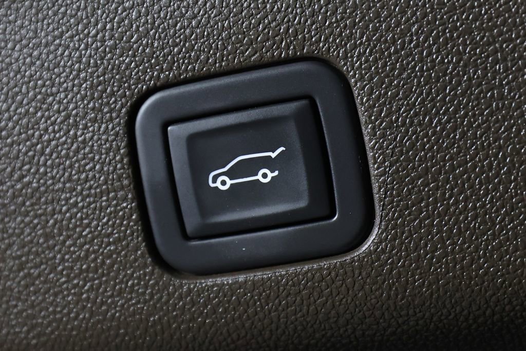 Used 2024 GMC Yukon Denali w/ Denali Reserve Package AWD/4WD image 15