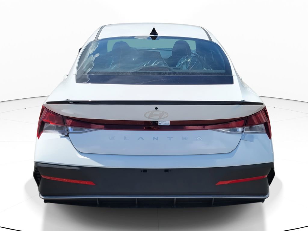 Certified 2025 Hyundai Elantra Sport image 5