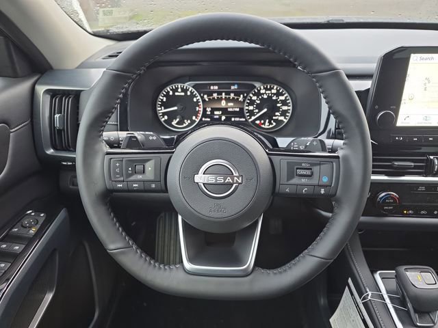 New 2025 Nissan Pathfinder SL image 19