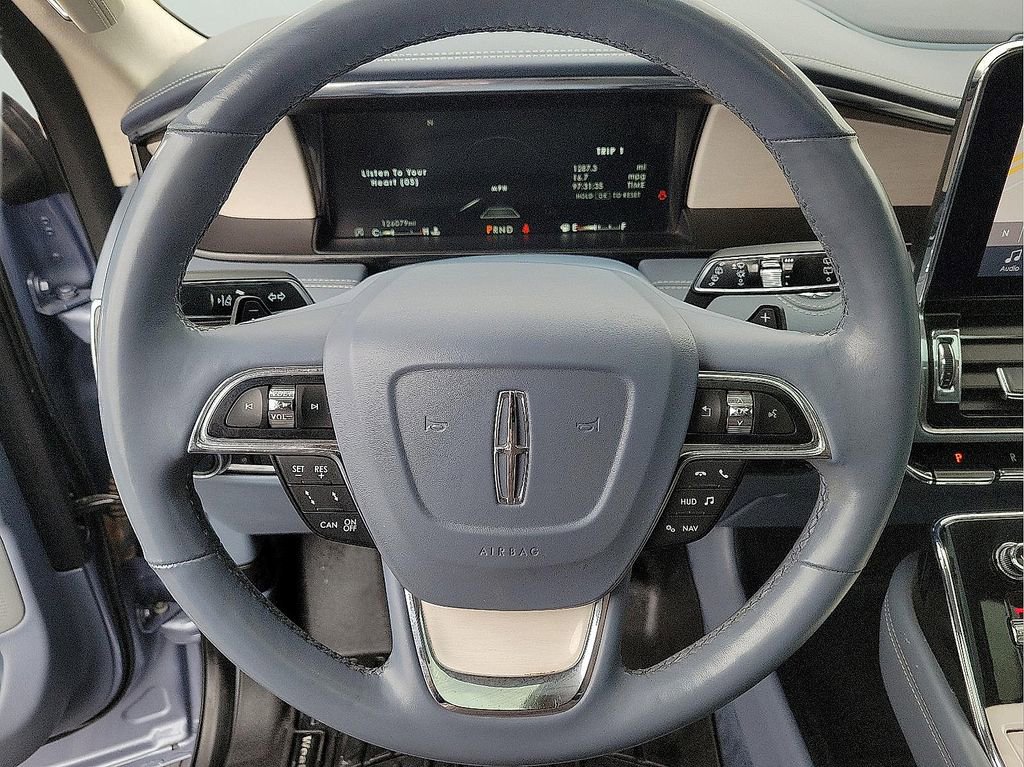 Used 2019 Lincoln Navigator L Black Label AWD/4WD image 16