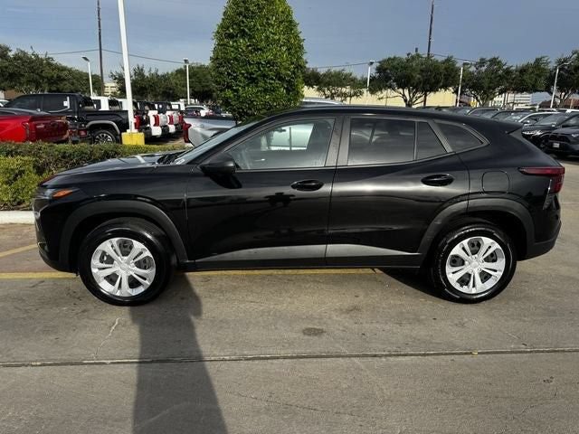 Used 2025 Chevrolet Trax LS FWD image 6