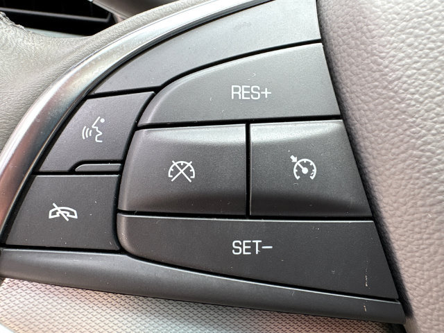 Used 2023 Cadillac XT5 Premium Luxury w/ LPO, Floor Liner Package AWD/4WD image 28
