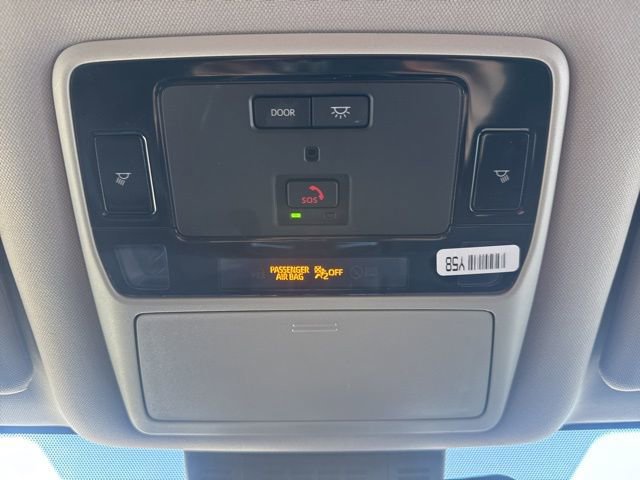 Used 2025 Toyota Grand Highlander AWD image 28