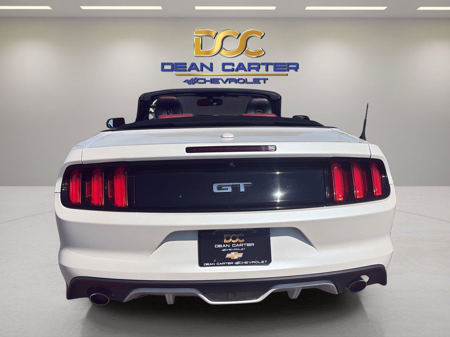 Used 2017 Ford Mustang GT Premium w/ GT Performance Package RWD image 4