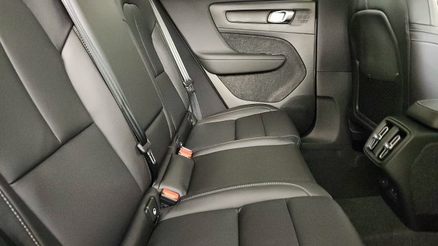 New 2026 Volvo XC40 B5 Plus w/ Climate Package AWD/4WD image 32