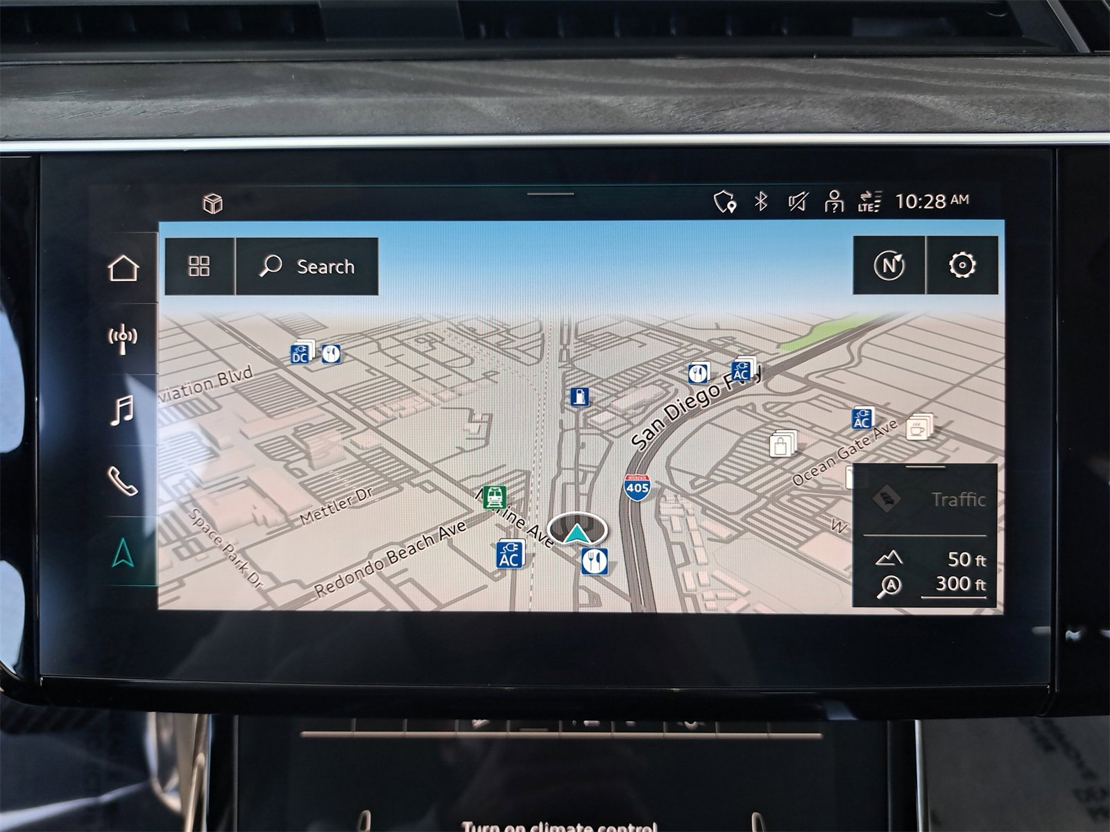 Used 2023 Audi e-tron Premium image 23