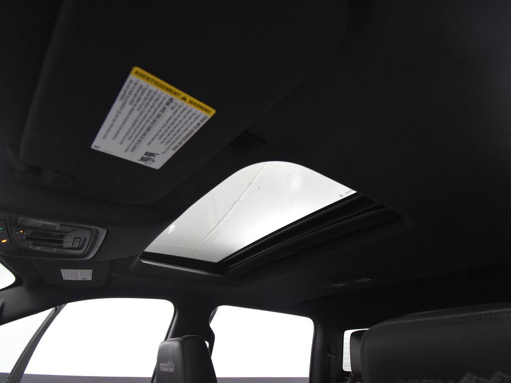 Used 2019 Chevrolet Silverado 1500 High Country AWD/4WD image 18