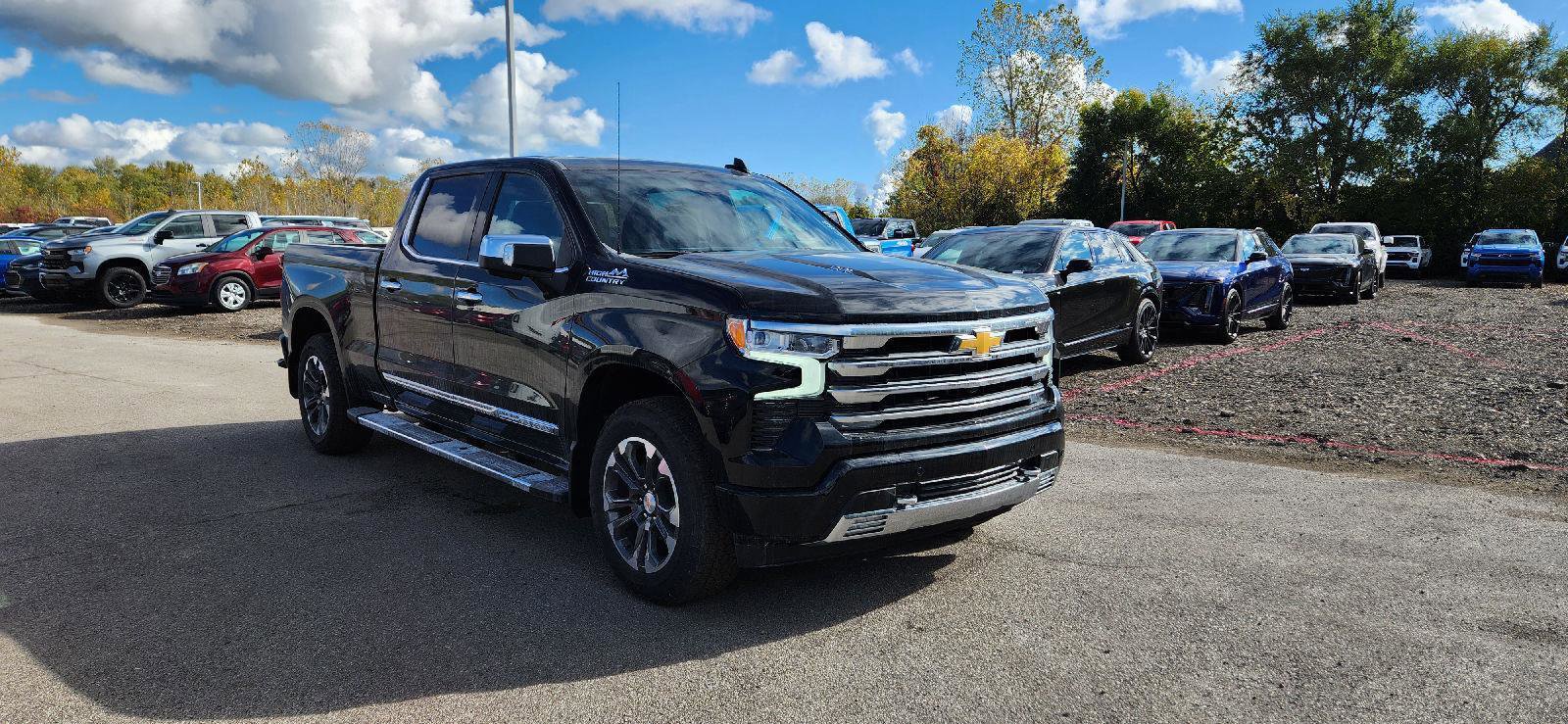 New 2026 Chevrolet Silverado 1500 High Country w/ Technology Package image 3