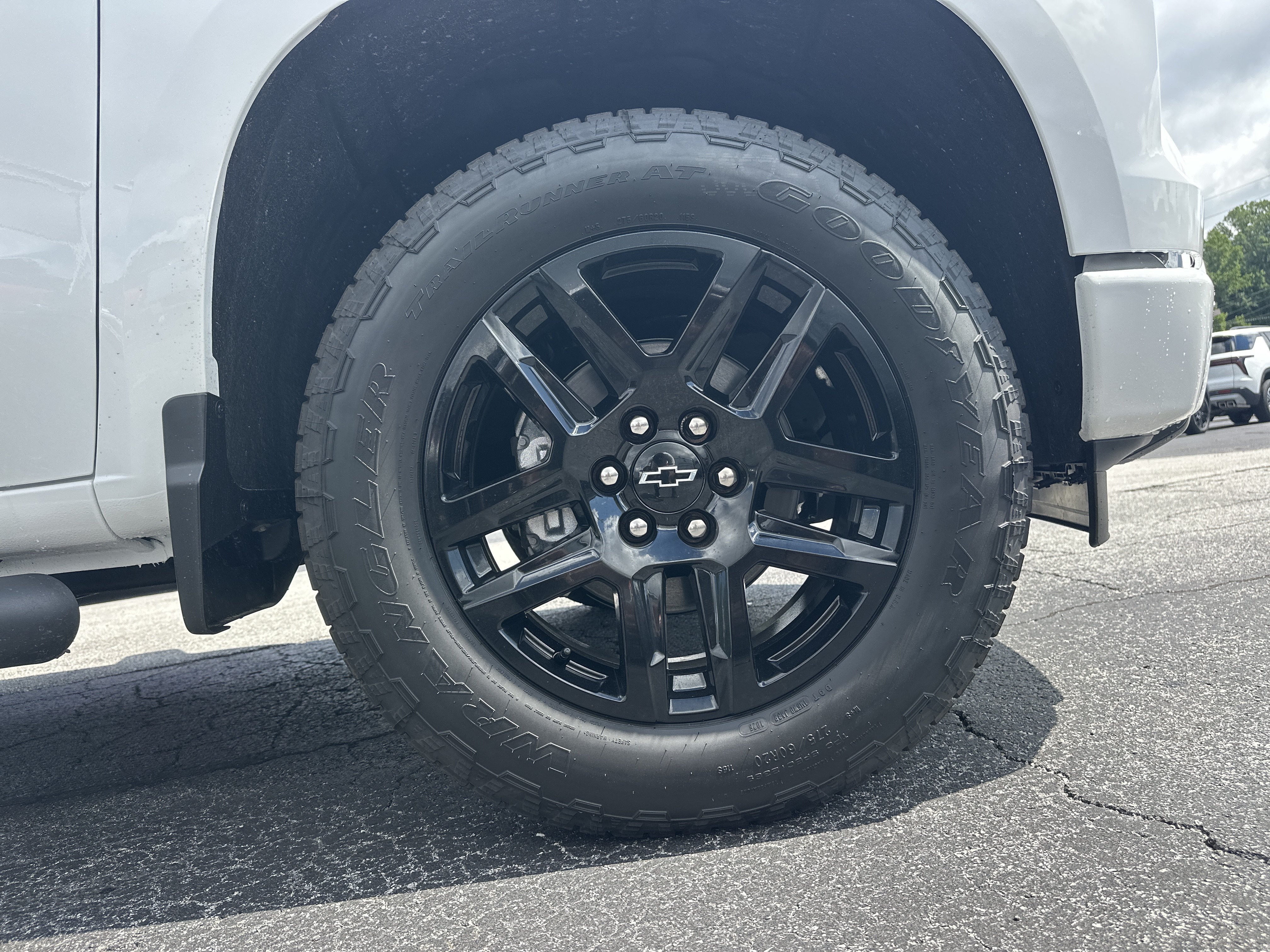 New 2026 Chevrolet Silverado 1500 RST w/ RST Select Package AWD/4WD image 14