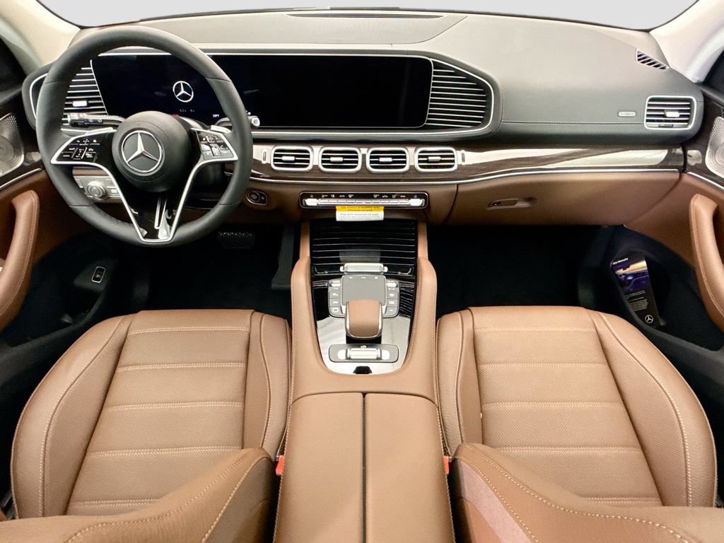 New 2026 Mercedes-Benz GLS 450 4MATIC image 14