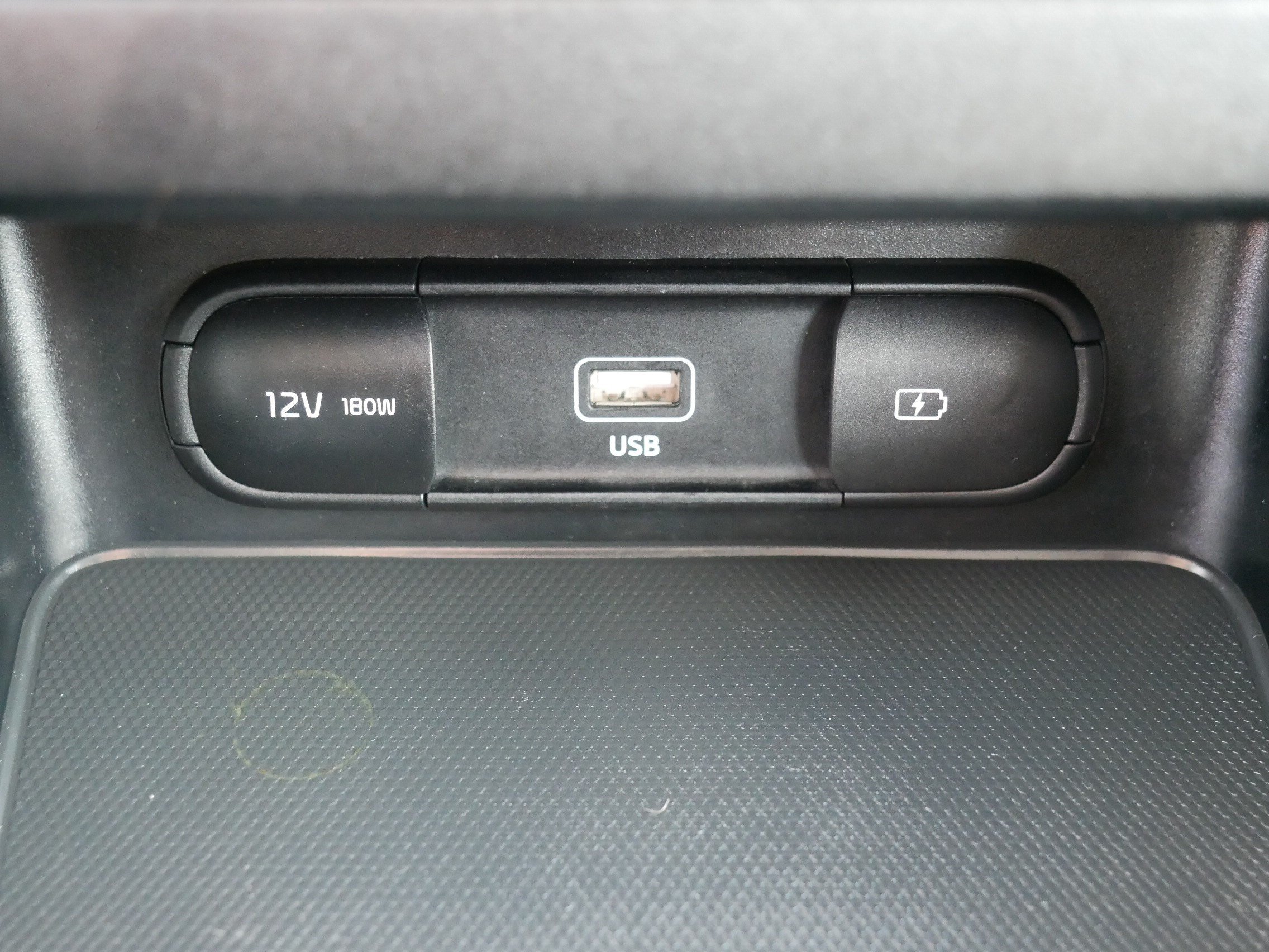 Certified 2024 Kia Forte LXS w/ LXS Technology Package FWD image 33