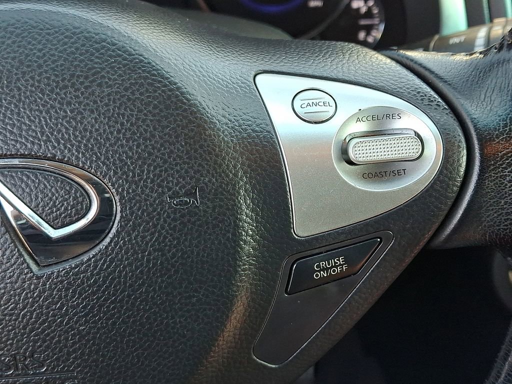 Used 2015 INFINITI QX70 AWD w/ Premium Package image 21