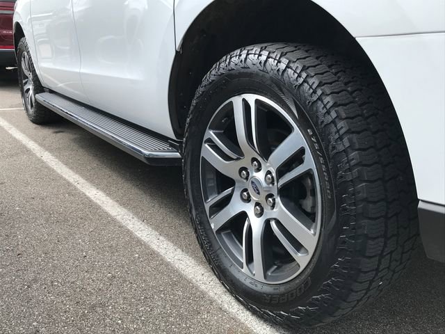 Used 2023 Ford Expedition Max Limited image 12