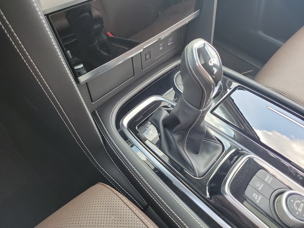Used 2023 INFINITI QX80 Premium Select w/ Cargo Package RWD image 16