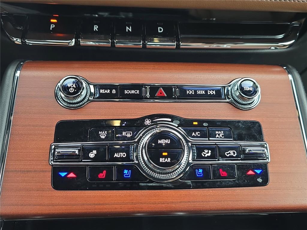 Used 2023 Lincoln Aviator Reserve w/ Elements Package Plus image 22