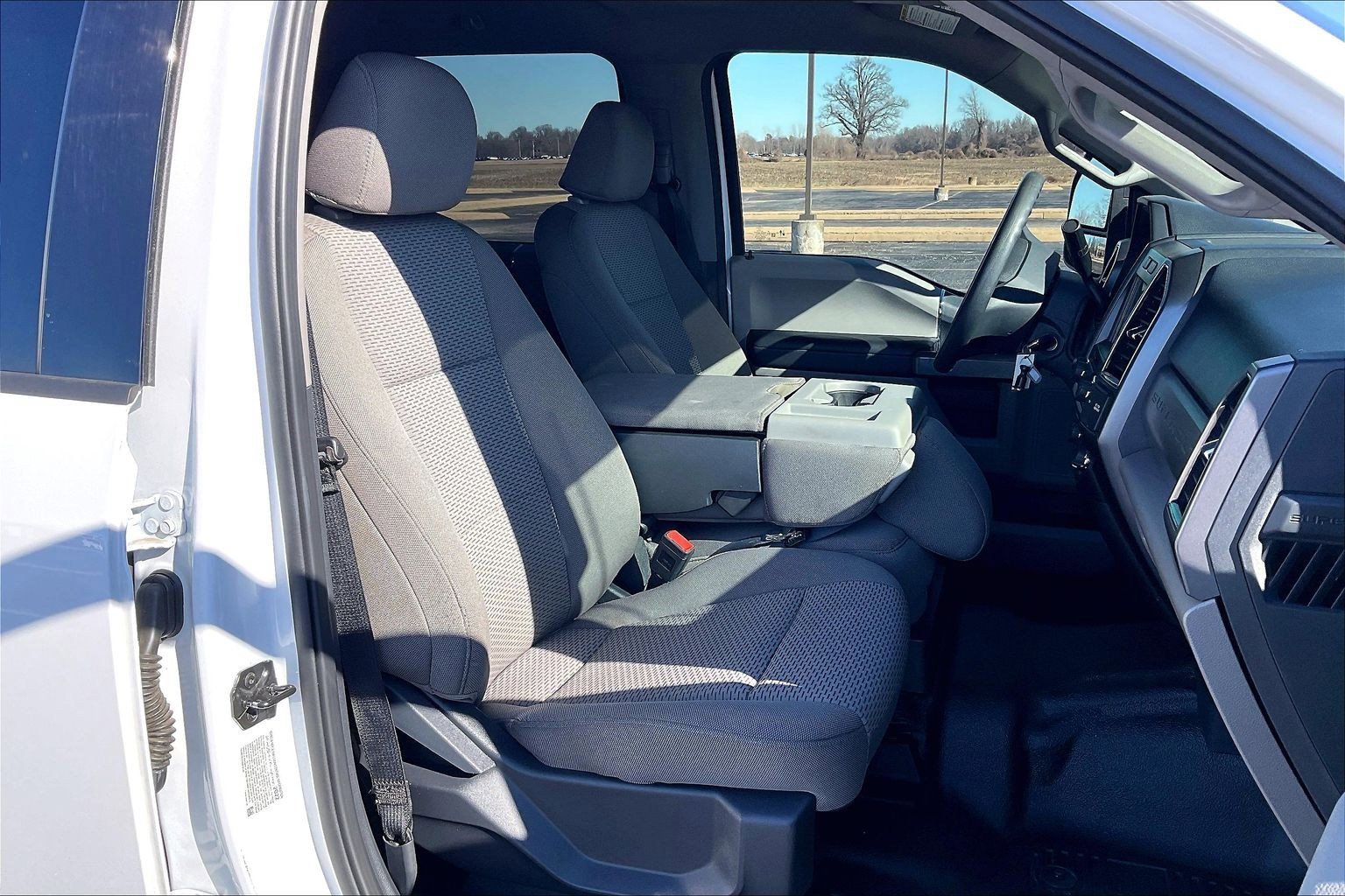 Used 2022 Ford F350 XLT image 8