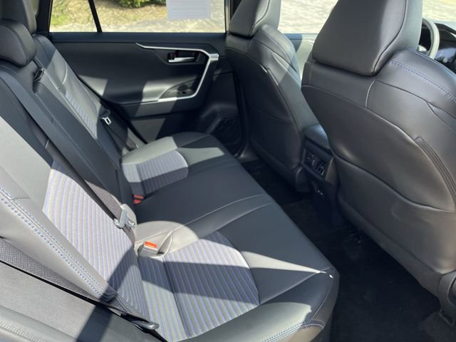 Used 2025 Toyota RAV4 XSE w/ Advanced Technology Package image 15