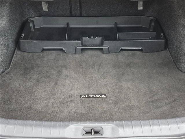 Used 2022 Nissan Altima 2.5 SR FWD image 6