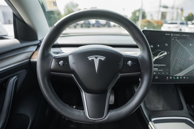 Used 2022 Tesla Model 3 Performance AWD/4WD image 26