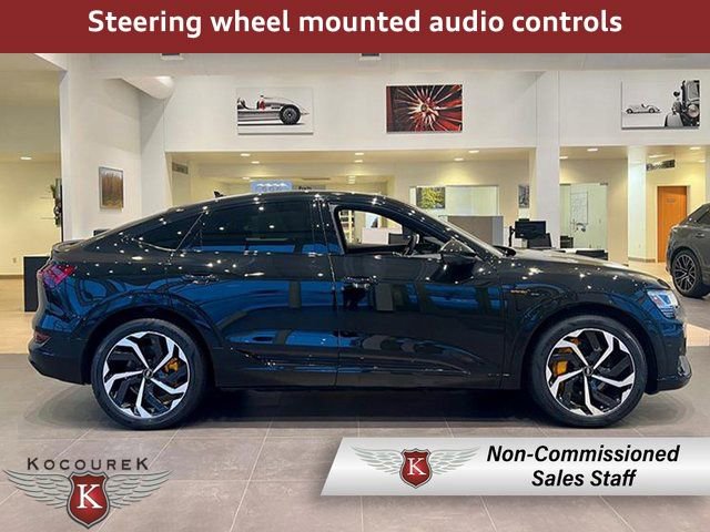 Used 2019 Jeep Cherokee Overland image 36