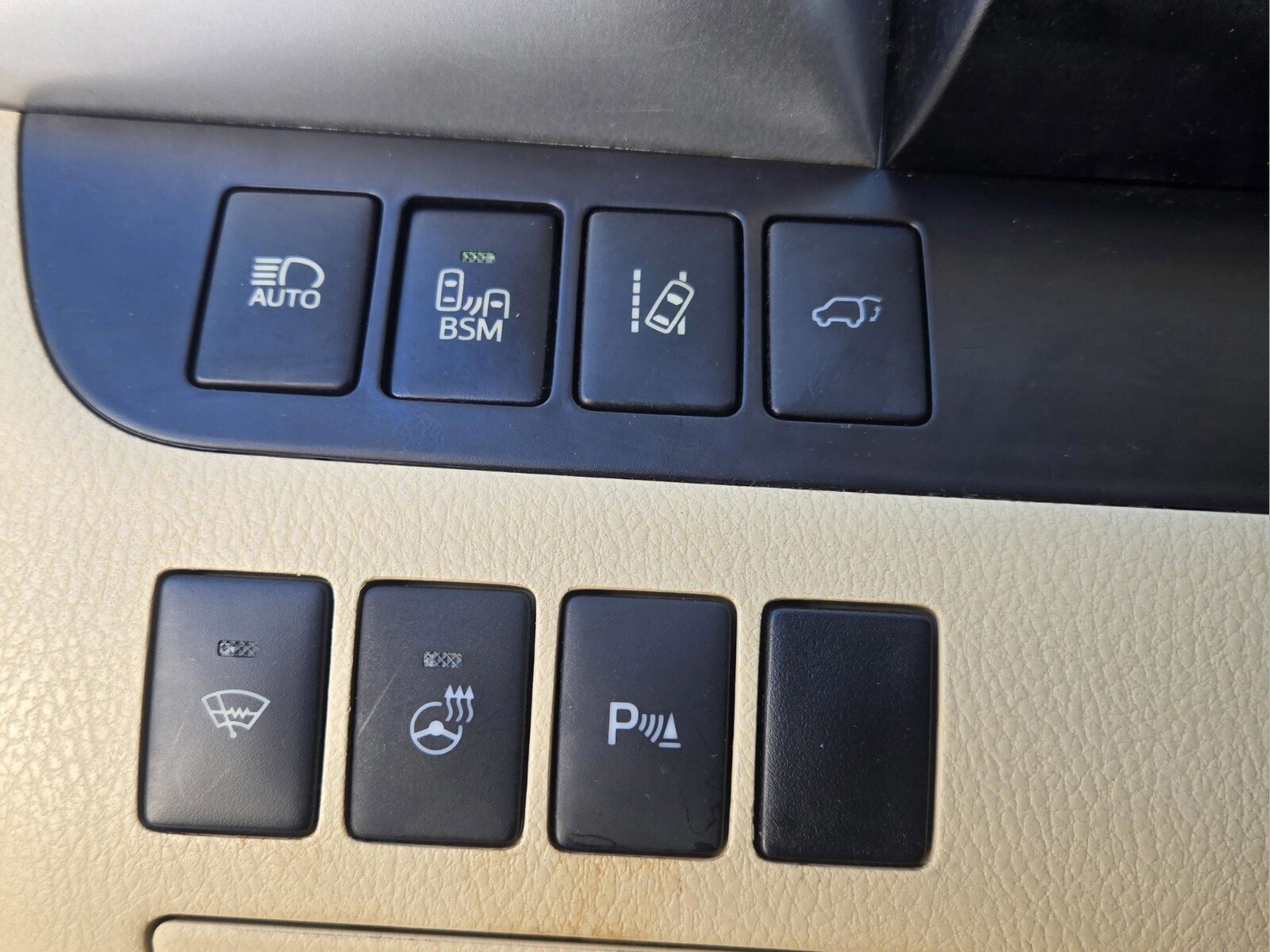 Used 2016 Toyota Highlander Limited Platinum image 22