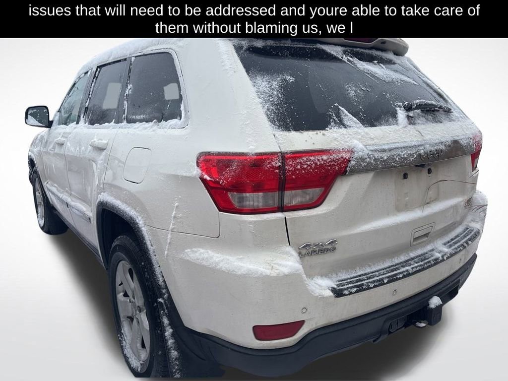 Used 2012 Jeep Grand Cherokee Laredo image 4