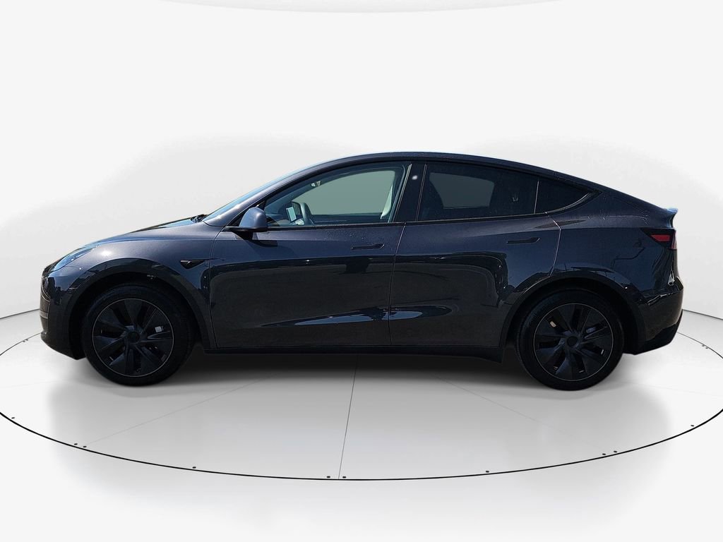 Used 2024 Tesla Model Y Long Range image 9