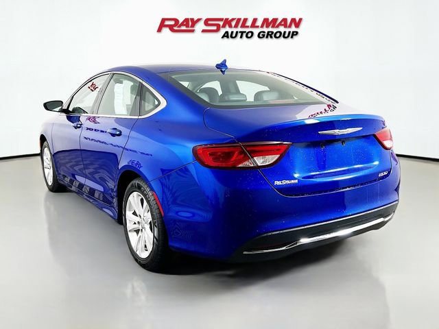 Used 2017 Chrysler 200 Limited Platinum image 5