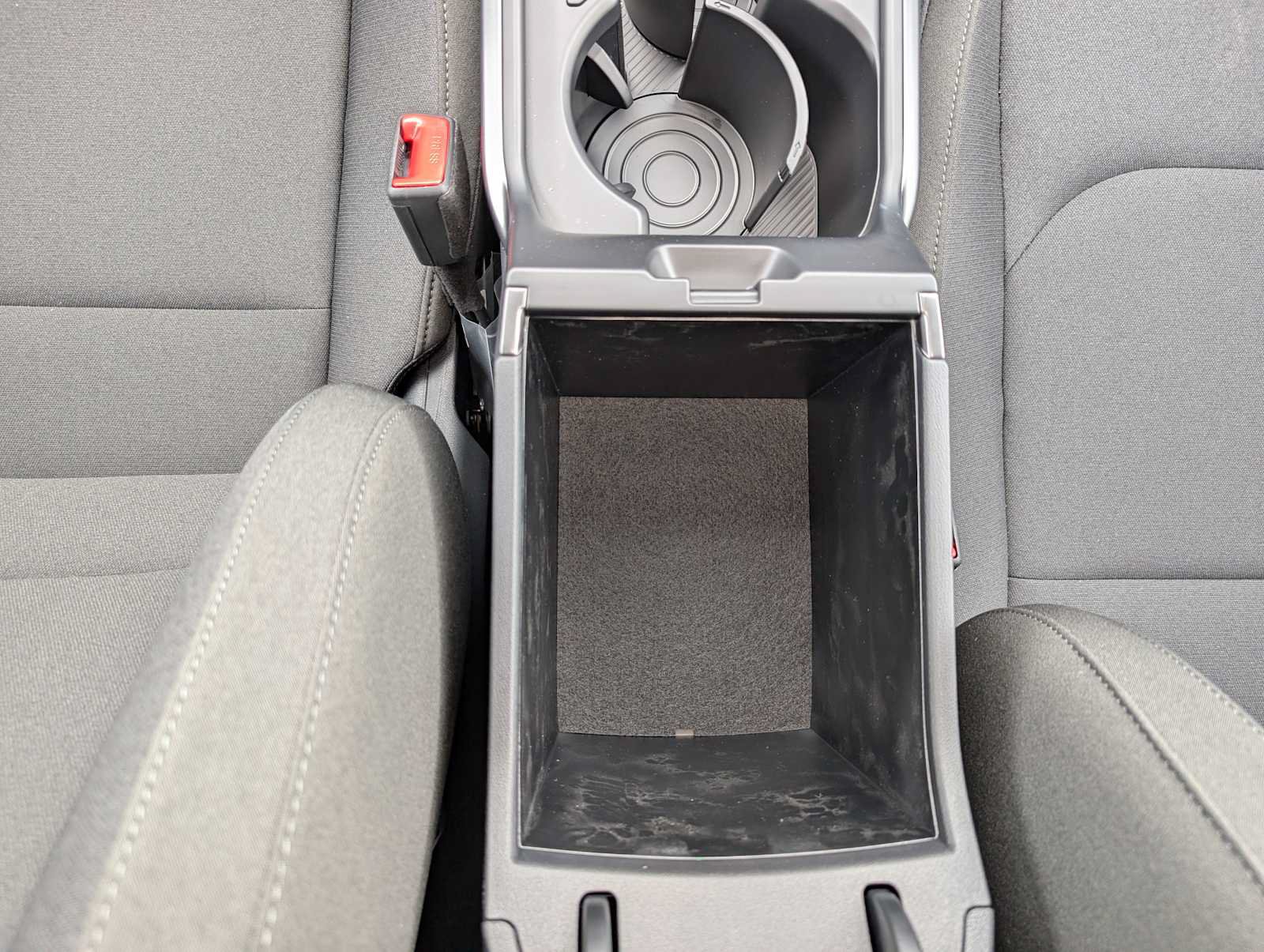 New 2026 Kia K4 FWD image 14