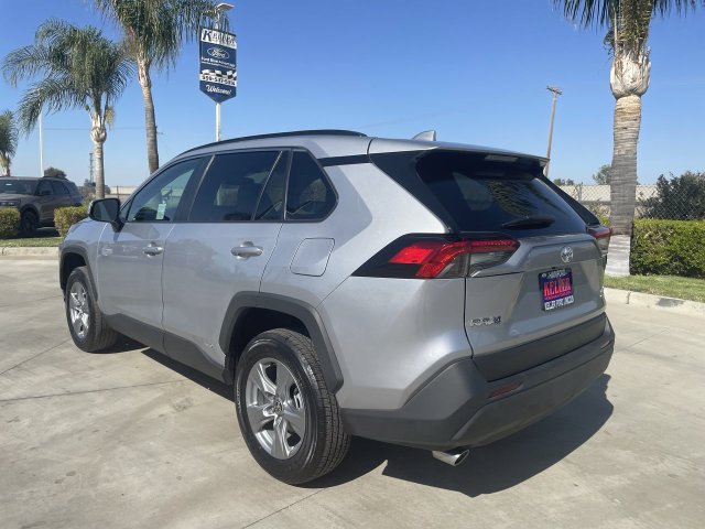 Used 2025 Toyota RAV4 XLE AWD/4WD image 6